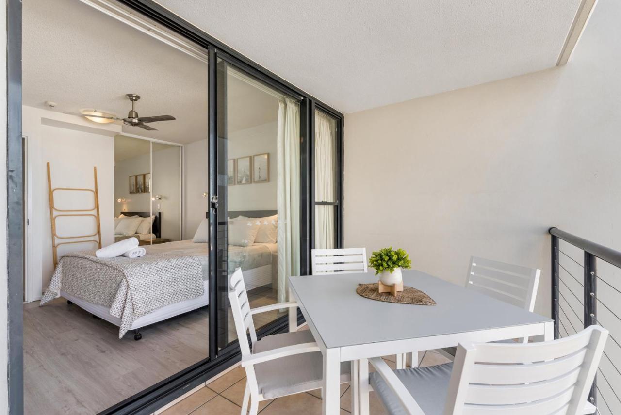 Coolum Beachside Apartment Екстер'єр фото