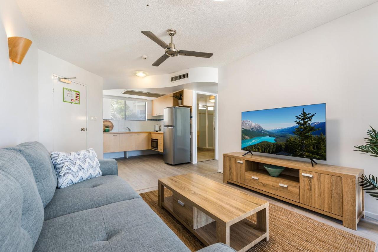 Coolum Beachside Apartment Екстер'єр фото